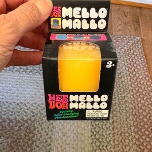 Nee Doh Mello Mallo Yellow Squishy Marshmallow Toy